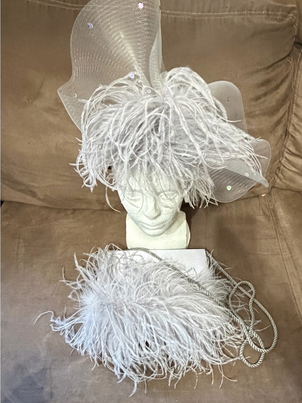 Whittal & Shon women’s  Feathered Fascinator Hat with Veil and Sequin Detail